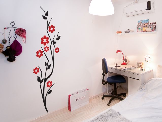 Blooming branch | Wall sticker