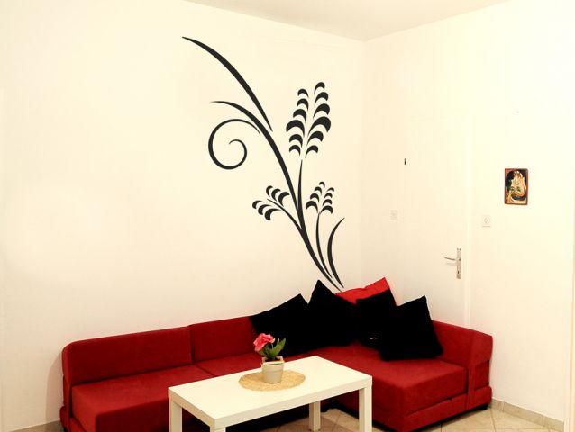 Twirly plant | Wall sticker