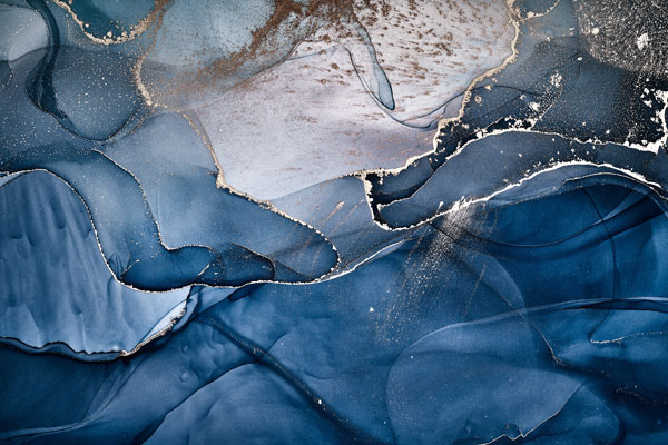 Wallpaper | White and blue luxurious marble